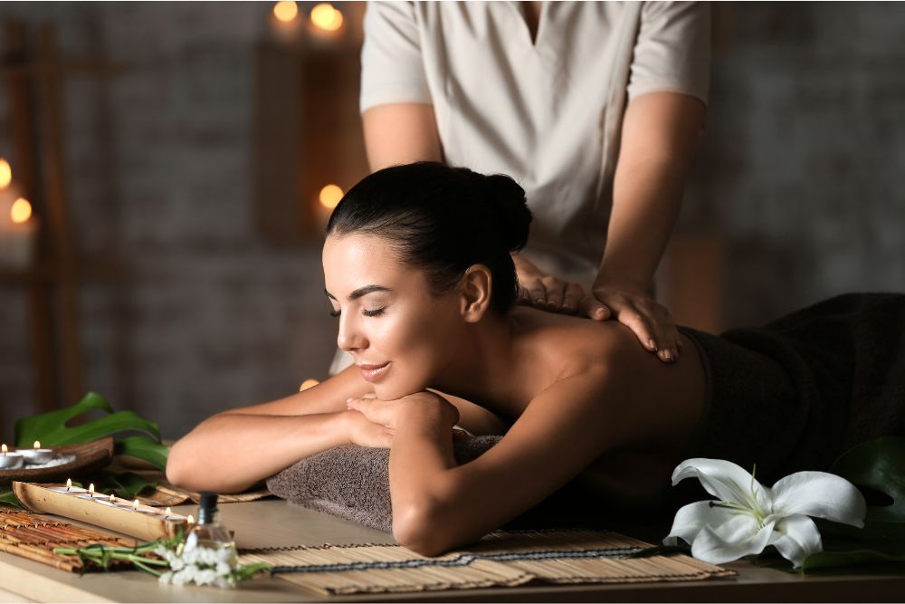 Massage professionnel aux huiles essentielles